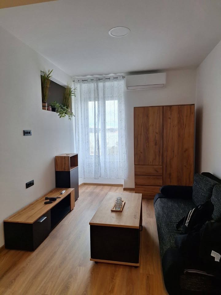 Квартира в Пуле, Хорватия, 40 м² - фото 1