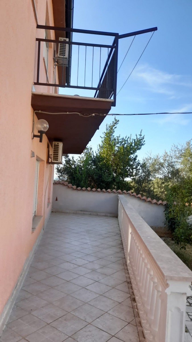 Дом в Лижняне, Хорватия, 270 м² - фото 1
