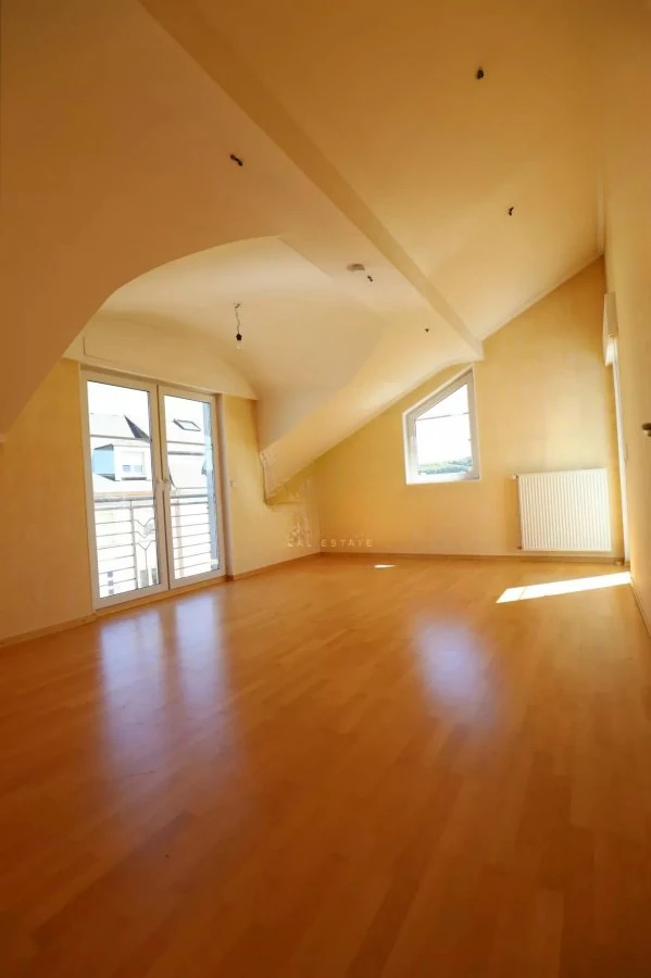 Квартира в Люксембурге, Люксембург, 220 м² - фото 1