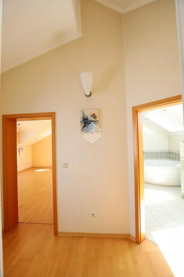 Квартира в Люксембурге, Люксембург, 220 м² - фото 2
