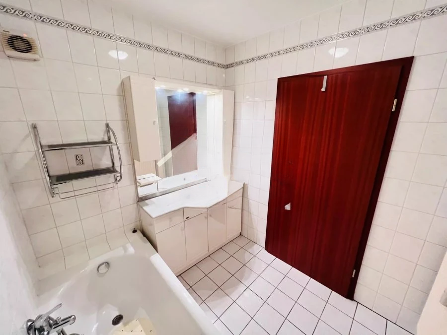Квартира в Люксембурге, Люксембург, 95 м² - фото 6