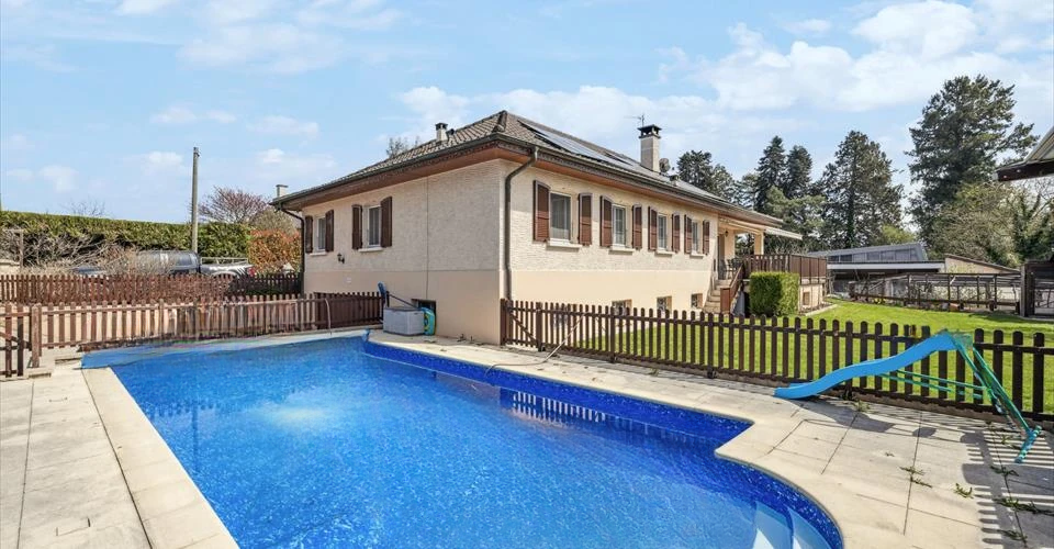 Квартира в Женеве, Швейцария, 240 м² - фото 1