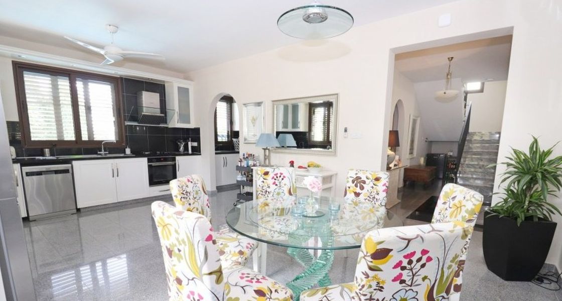 Вилла в Пафосе, Кипр, 242 м² - фото 11