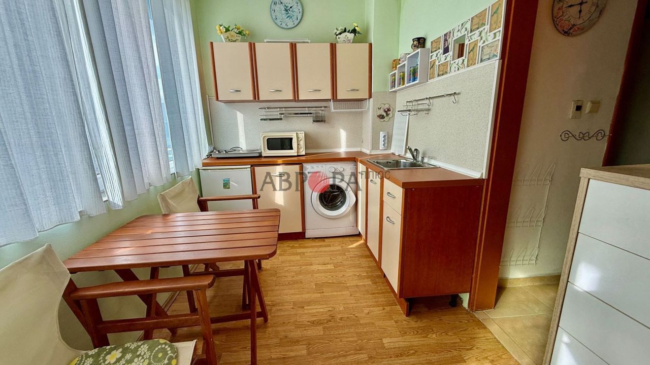 Студия в Царево, Болгария, 32 м² - фото 2