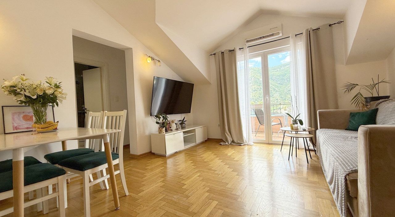 Апартаменты в Доброте, Черногория, 60 м² - фото 12