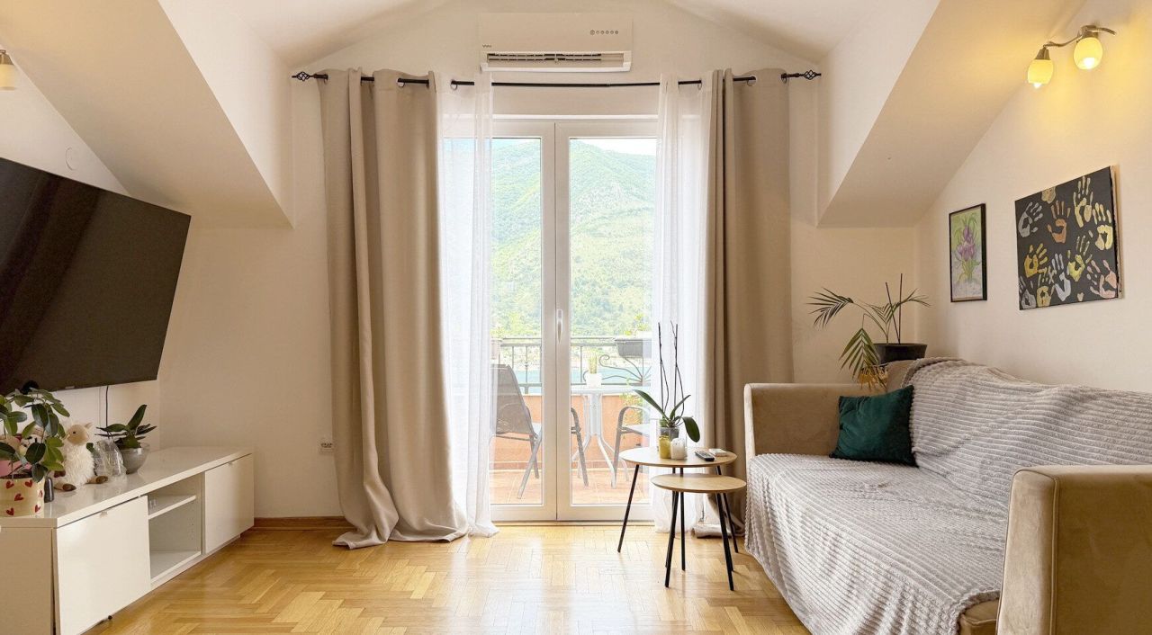 Апартаменты в Доброте, Черногория, 60 м² - фото 9