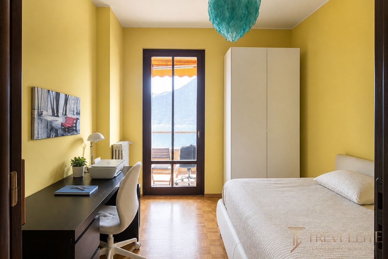 Квартира в Кампионе-д'Италия, Италия, 90 м² - фото 14