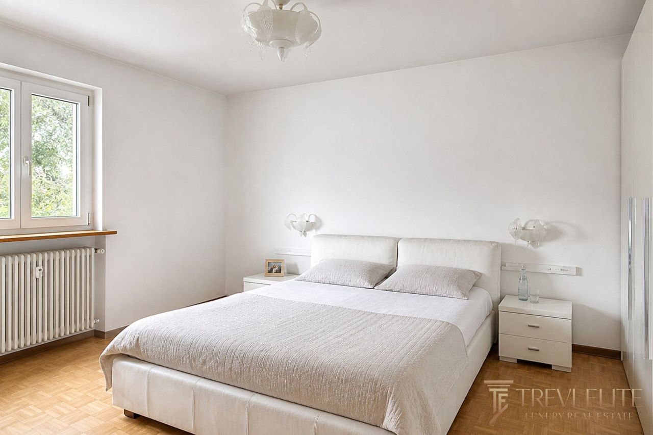 Квартира в Кампионе-д'Италия, Италия, 90 м² - фото 10