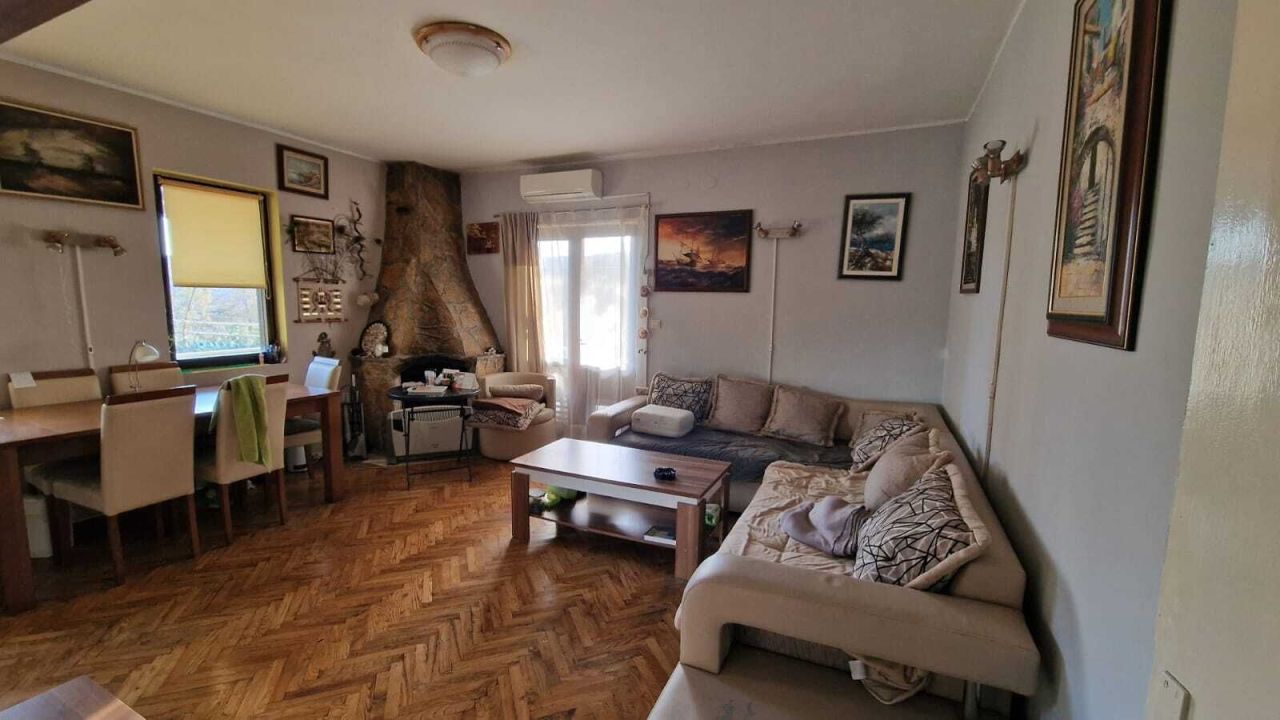 Дом в Херцег-Нови, Черногория, 143 м² - фото 11