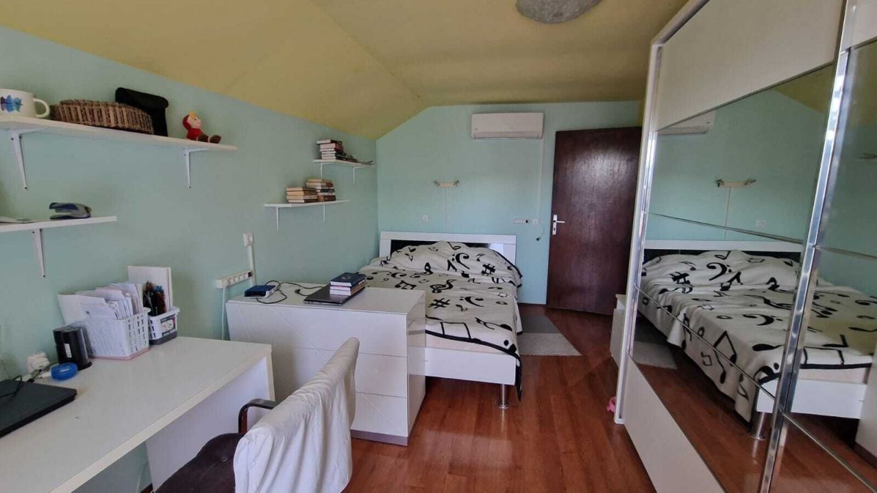 Дом в Херцег-Нови, Черногория, 143 м² - фото 10