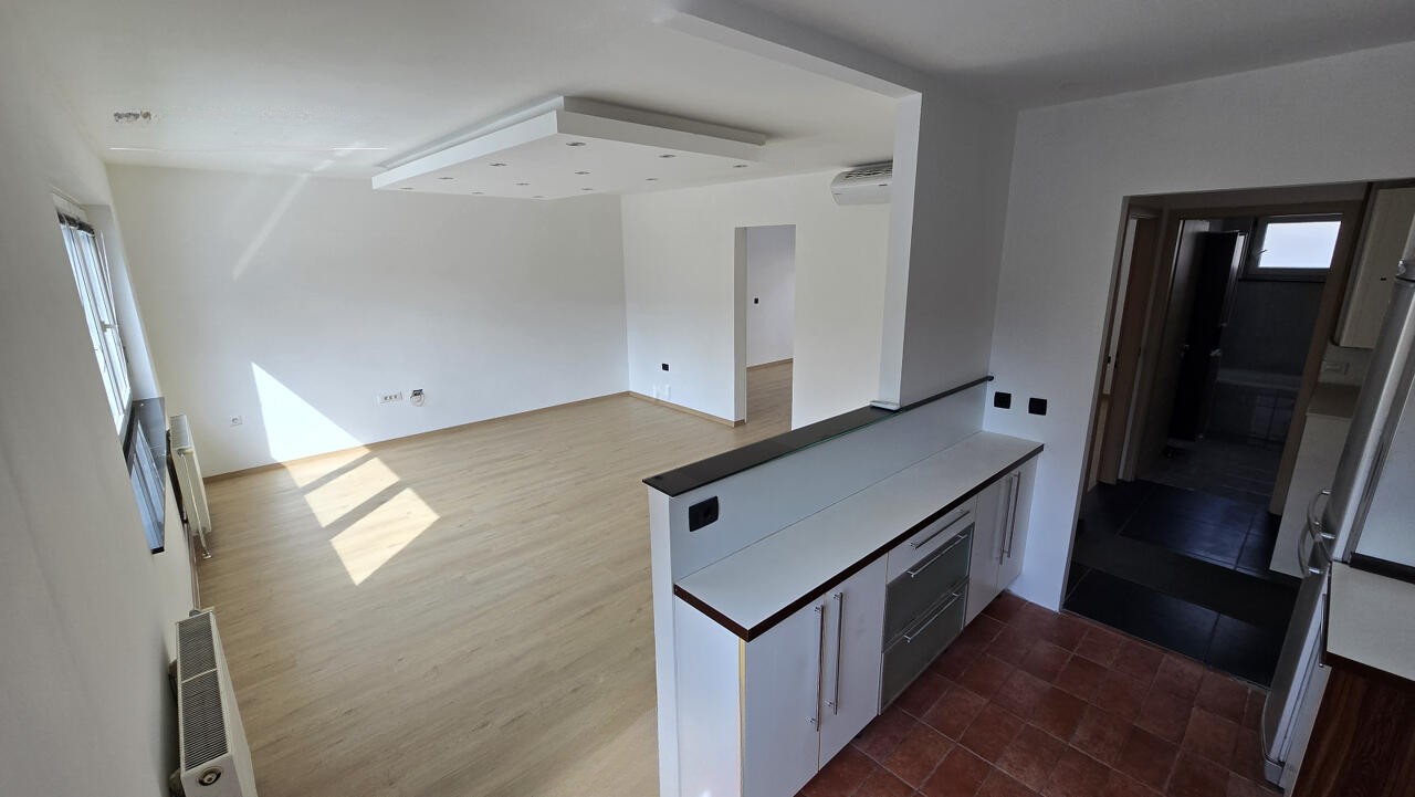 Квартира в Любляне, Словения, 92 м² - фото 2