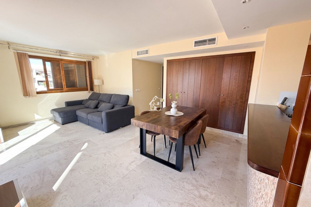 Апартаменты в Торревьехе, Испания, 80 м² - фото 1