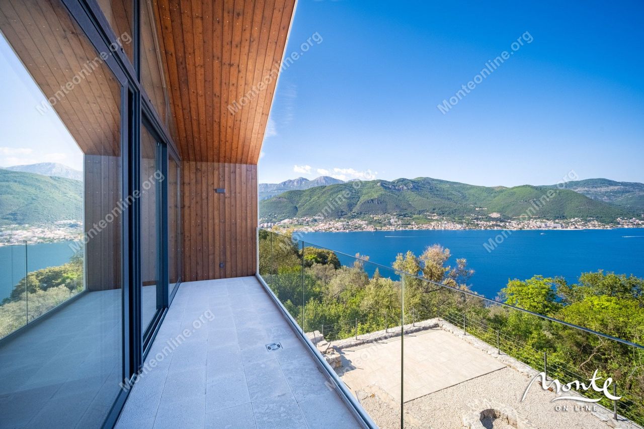 Вилла на полуострове Луштица, Черногория, 173 м² - фото 2