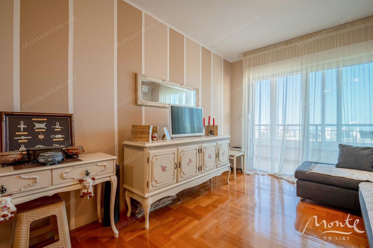 Апартаменты в Баре, Черногория, 69 м² - фото 2
