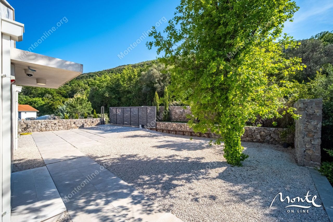 Вилла на полуострове Луштица, Черногория, 173 м² - фото 17