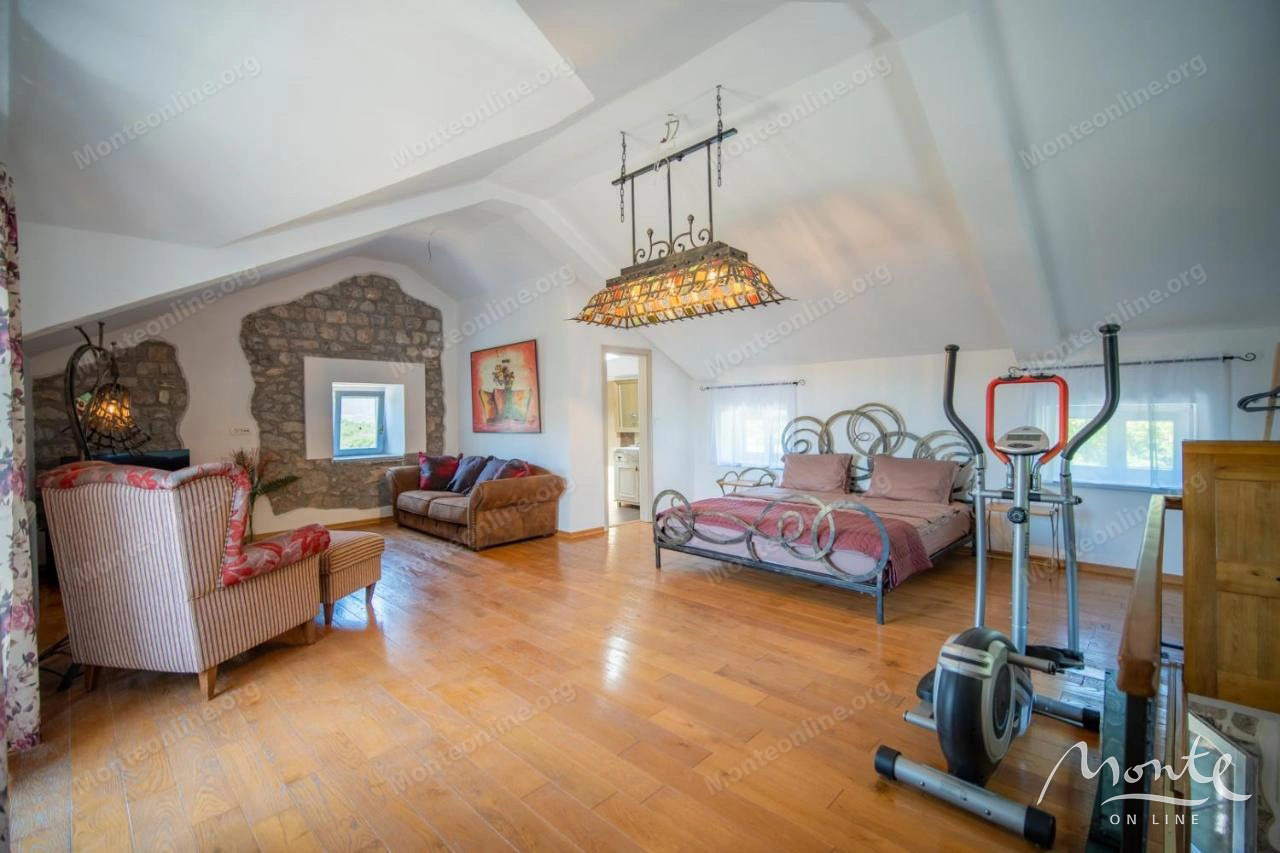 Вилла на полуострове Луштица, Черногория, 150 м² - фото 17