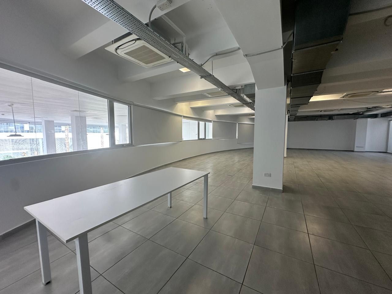Магазин в Айос-Атанасиосе, Кипр, 715 м² - фото 6