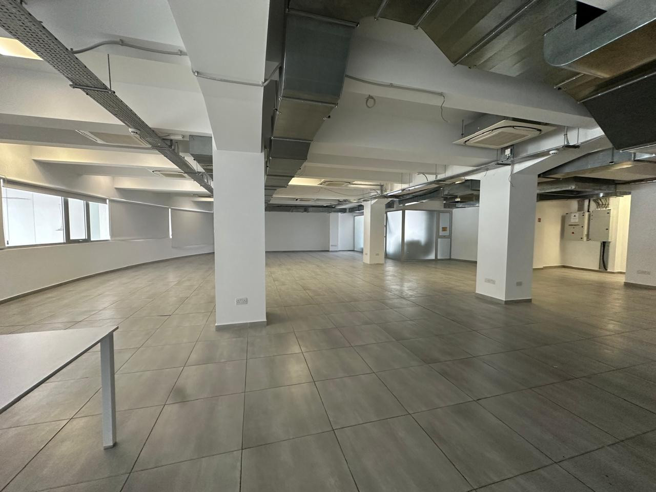 Магазин в Айос-Атанасиосе, Кипр, 715 м² - фото 7