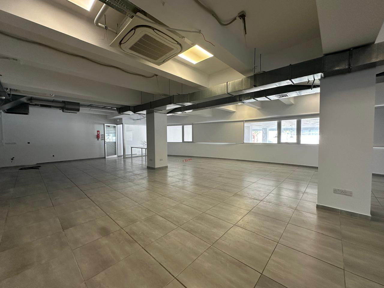 Магазин в Айос-Атанасиосе, Кипр, 715 м² - фото 10