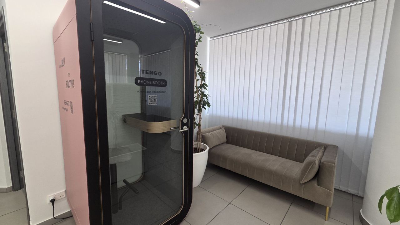 Офис Agios Nicolaos, Кипр, 824 м² - фото 15
