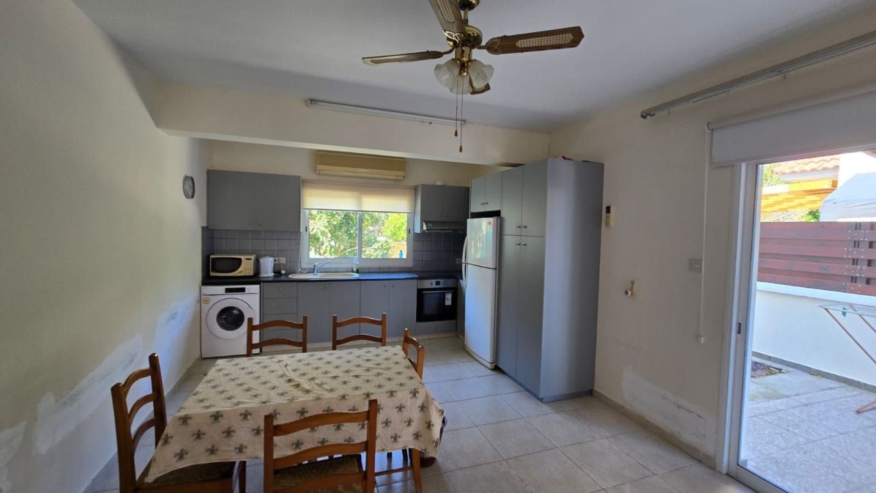 Дом Agios Athanasios - Tourist Area, Кипр, 100 м² - фото 11