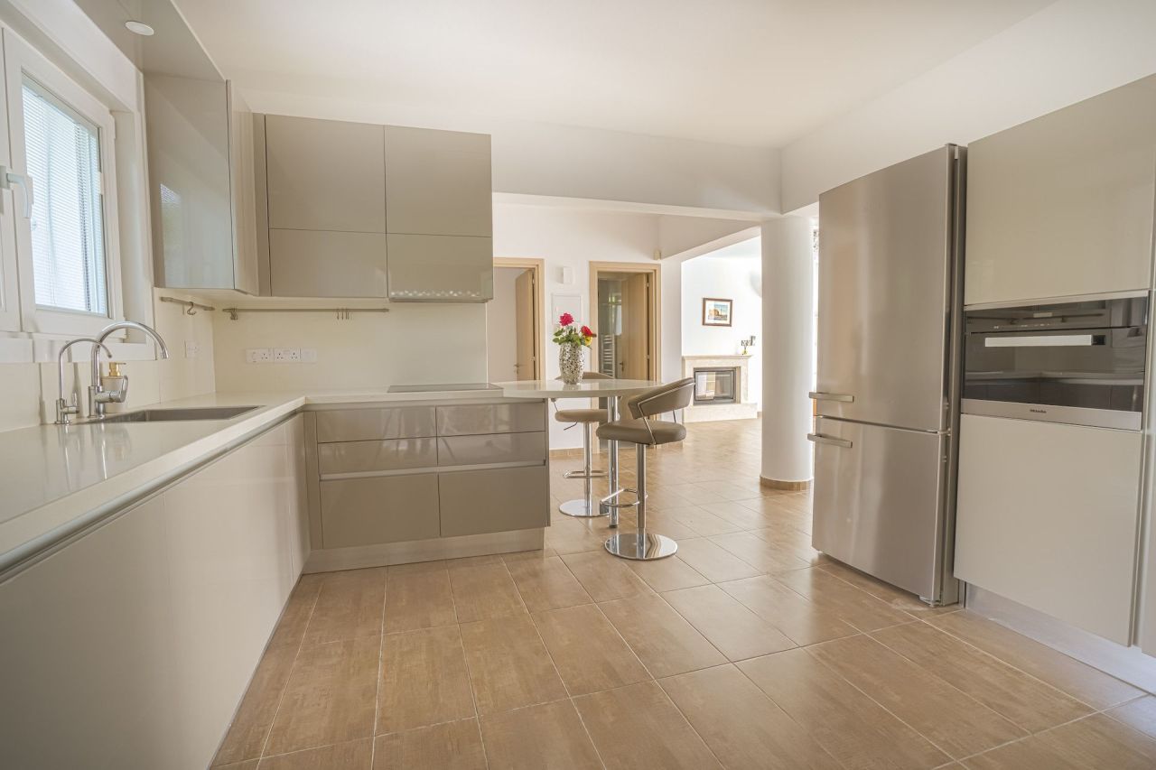 Дом в Пейе, Кипр, 180 м² - фото 18