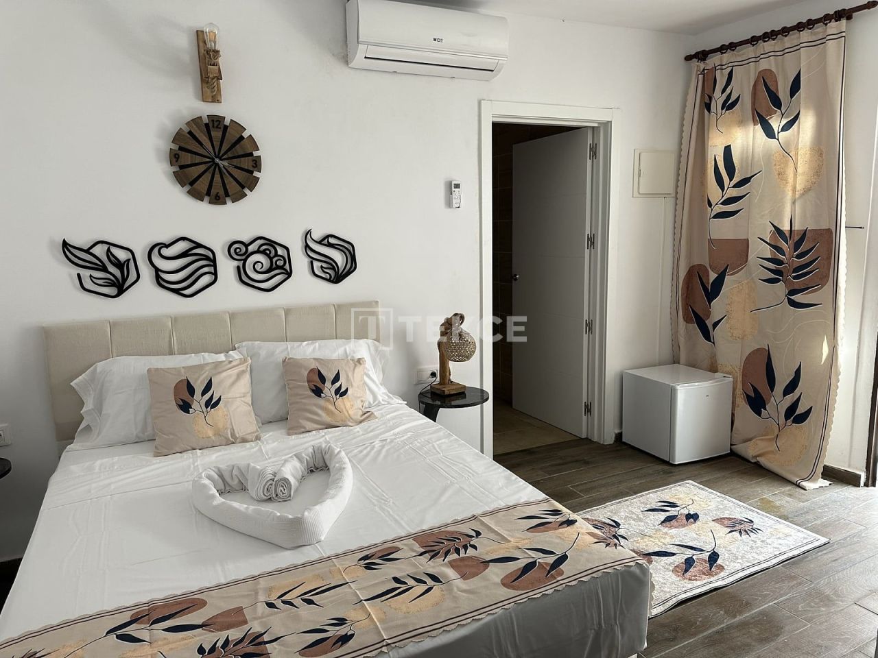 Отель, гостиница в Эль-Масноу, Испания, 676 м² - фото 6