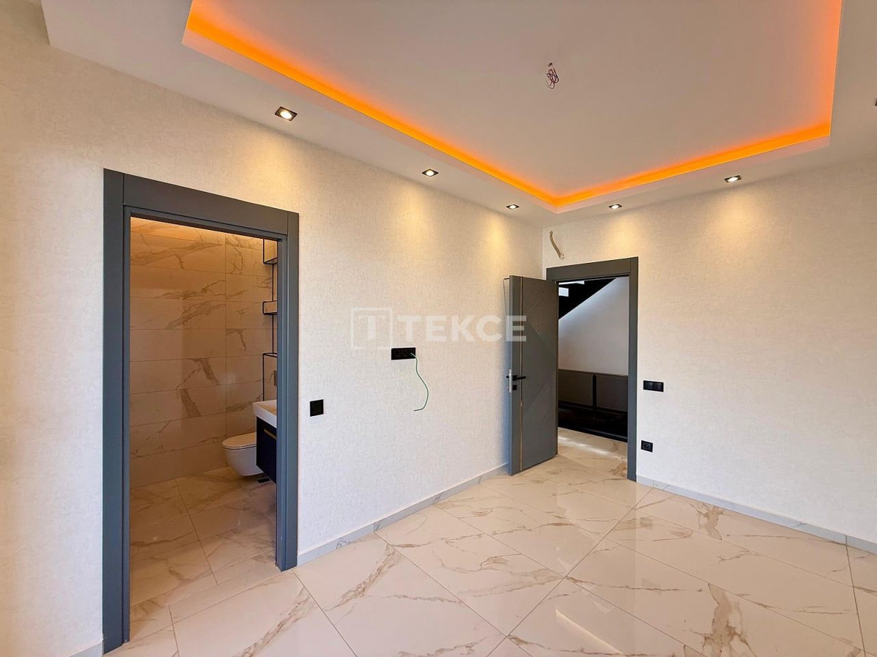 Вилла в Алании, Турция, 464 м² - фото 16