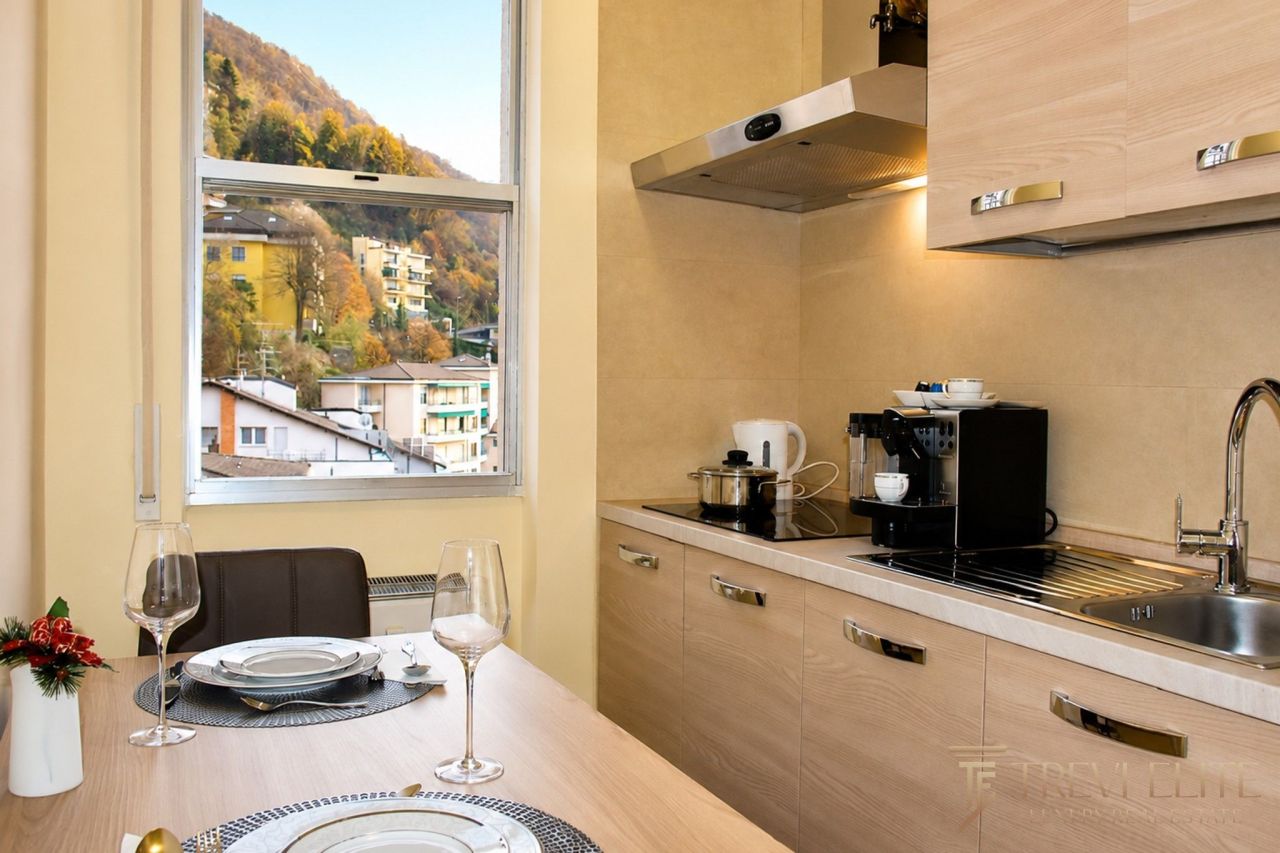 Квартира в Кампионе-д'Италия, Италия, 42 м² - фото 2