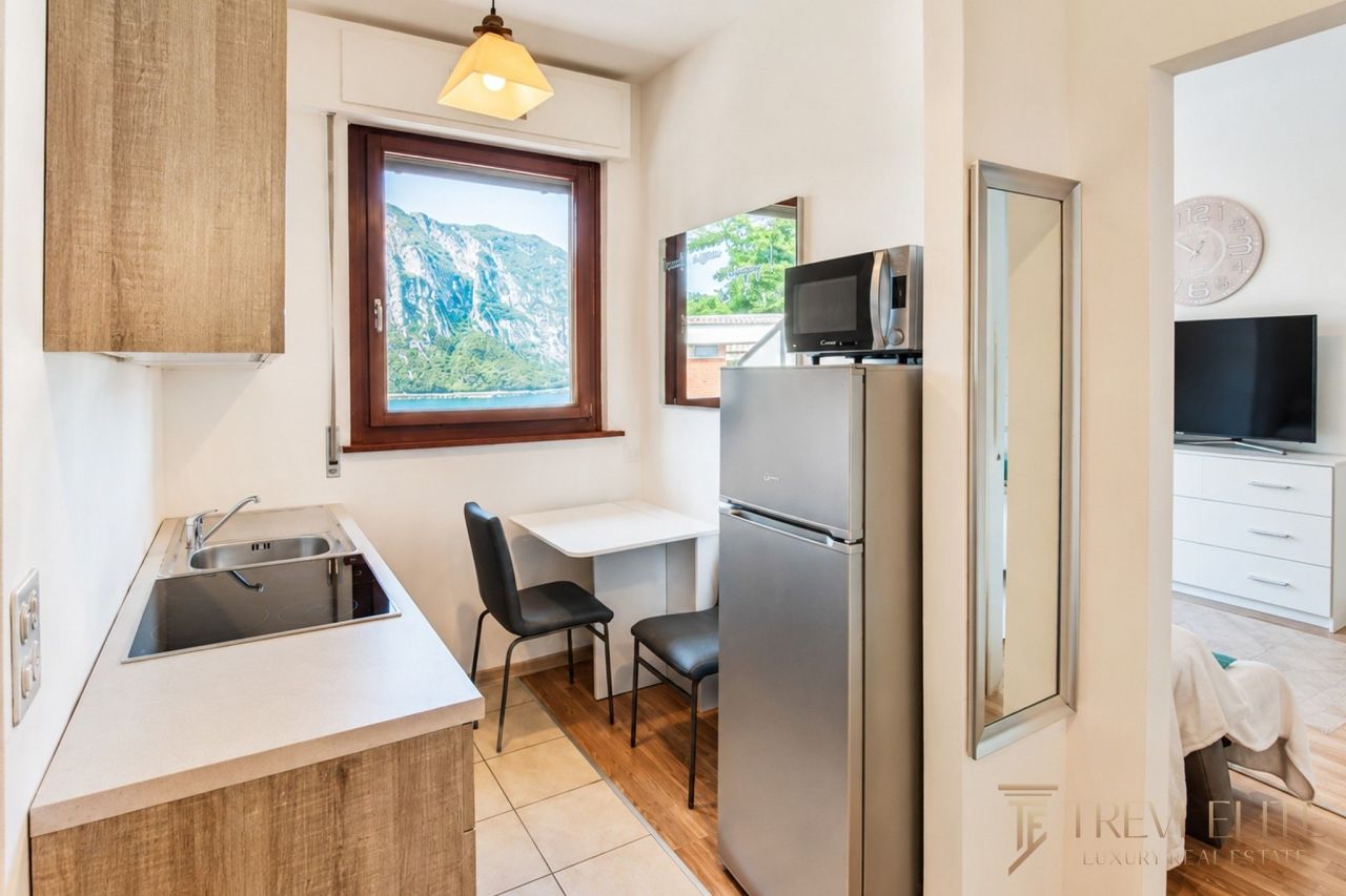 Квартира в Кампионе-д'Италия, Италия, 39 м² - фото 3