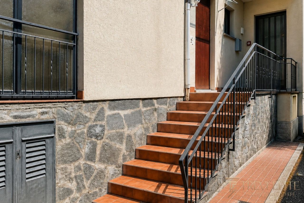 Квартира в Кампионе-д'Италия, Италия, 39 м² - фото 7