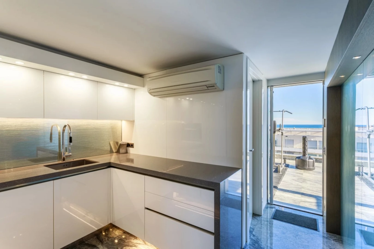 Квартира в Каннах, Франция, 217 м² - фото 16