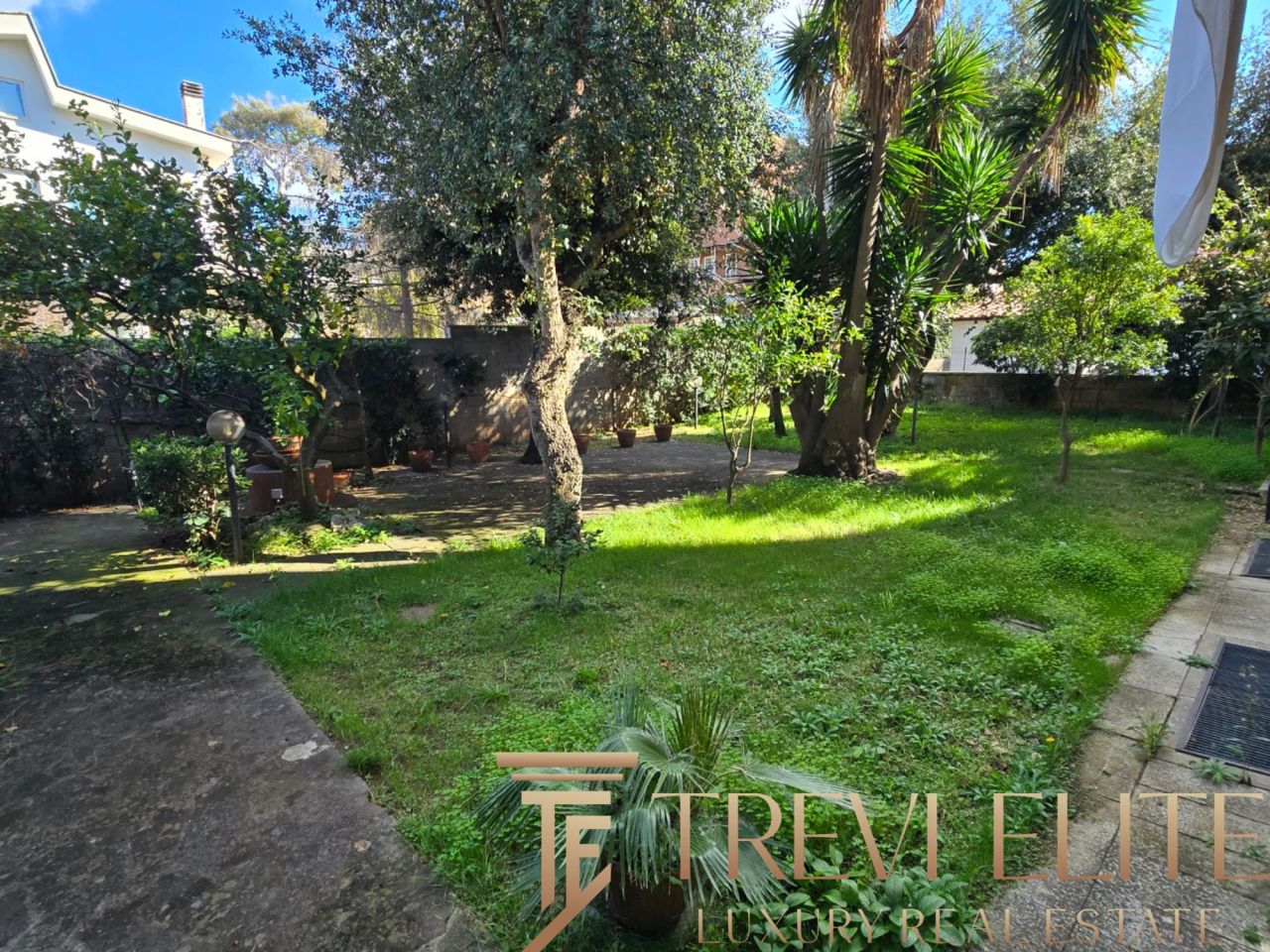 Квартира в Лавинио, Италия, 130 м² - фото 18