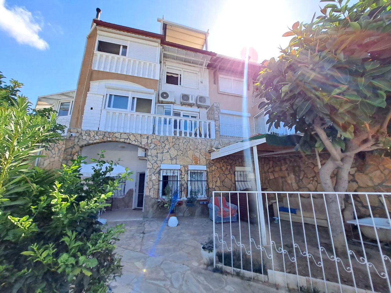 Вилла в Алании, Турция, 240 м² - фото 1