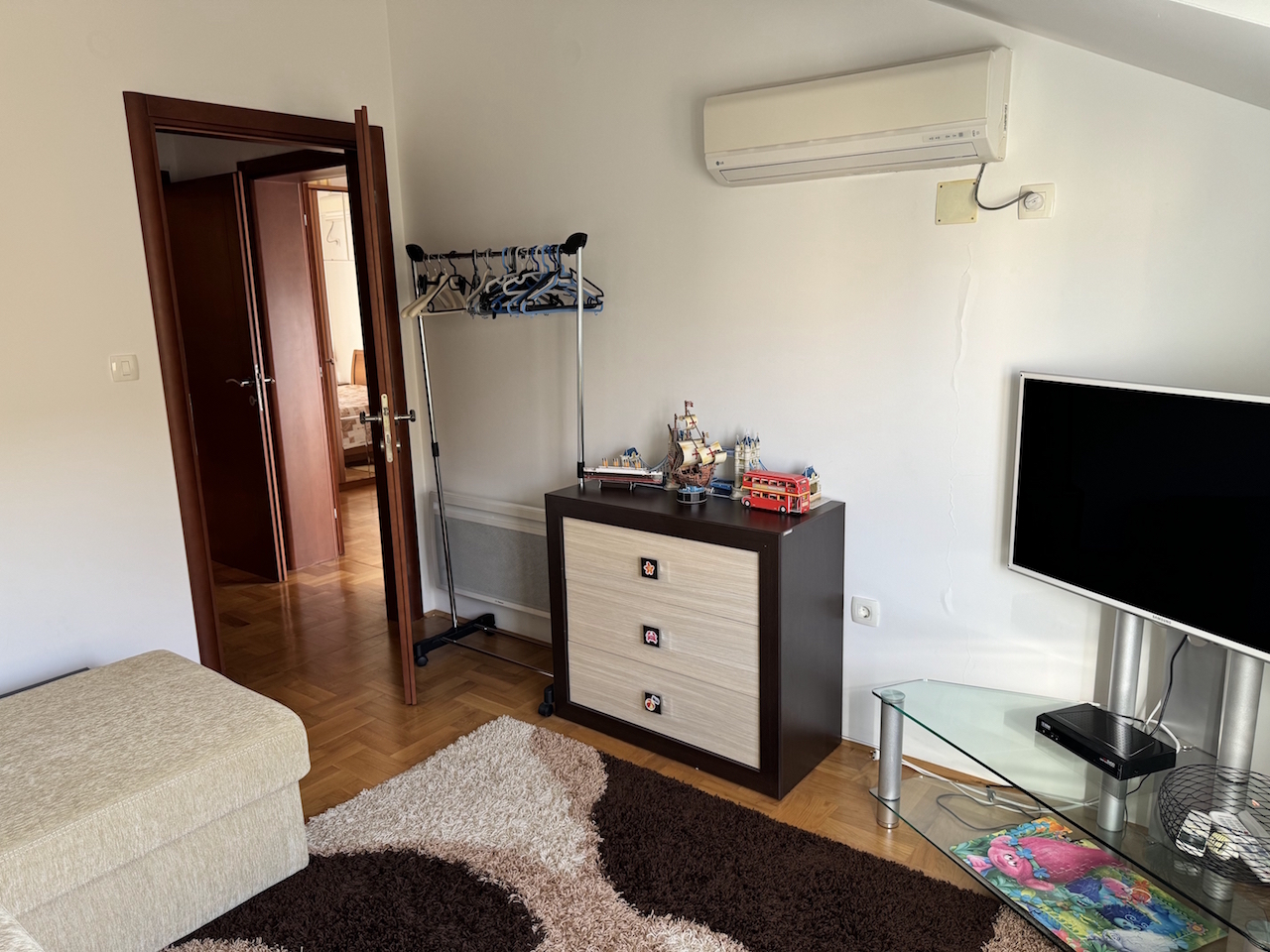 Квартира в Тивате, Черногория, 92 м² - фото 10