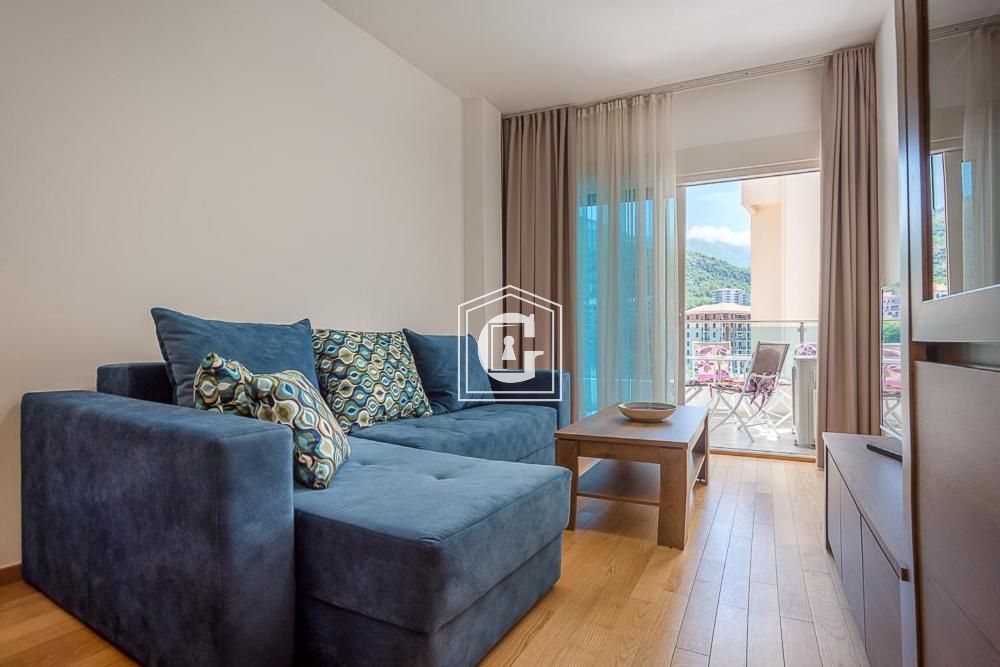 Апартаменты в Бечичи, Черногория, 55 м² - фото 1