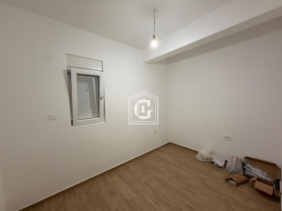Апартаменты в Херцег-Нови, Черногория, 38 м² - фото 2