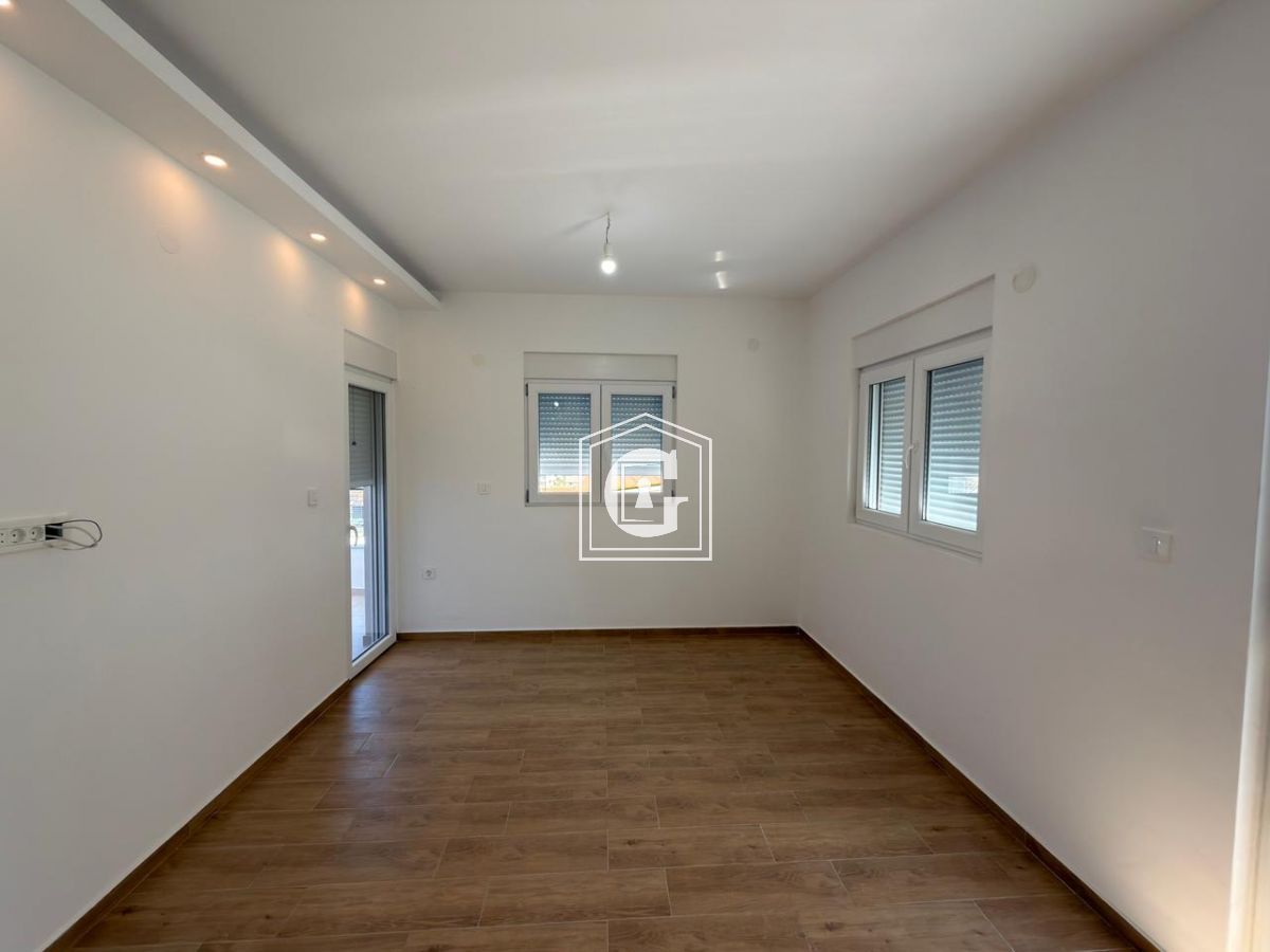 Апартаменты в Херцег-Нови, Черногория, 45 м² - фото 2
