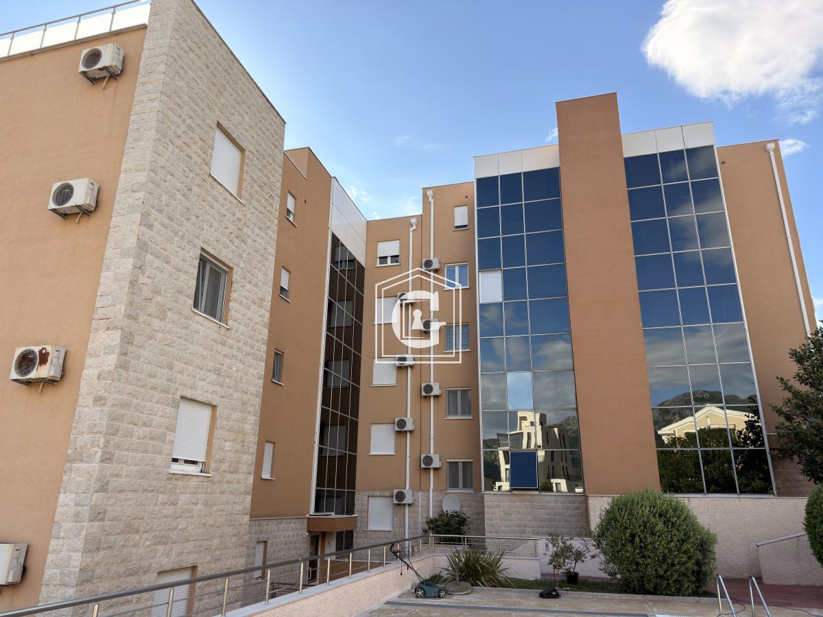 Апартаменты в Бечичи, Черногория, 68 м² - фото 2