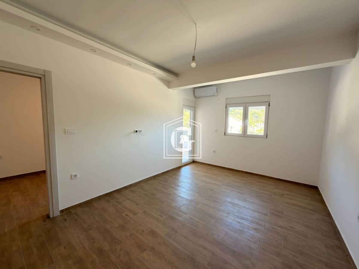 Апартаменты в Херцег-Нови, Черногория, 43 м² - фото 3