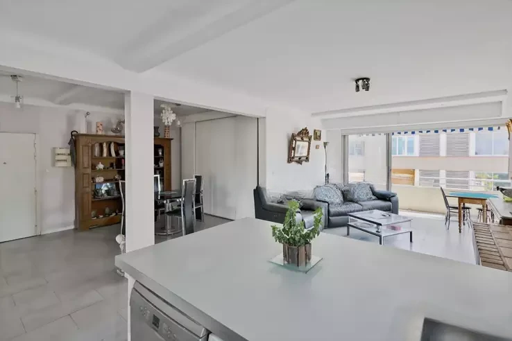 Квартира в Каннах, Франция, 80 м² - фото 1
