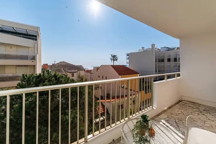 Квартира в Каннах, Франция, 25 м² - фото 1