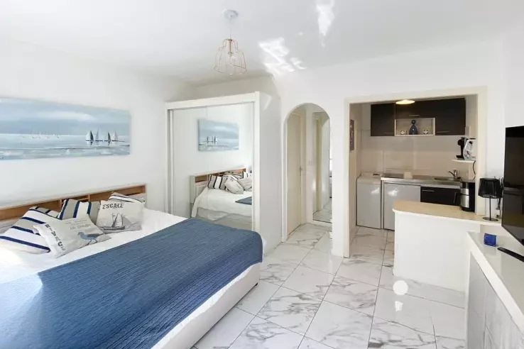 Квартира в Каннах, Франция, 21 м² - фото 1
