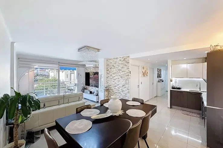 Квартира в Каннах, Франция, 80 м² - фото 1