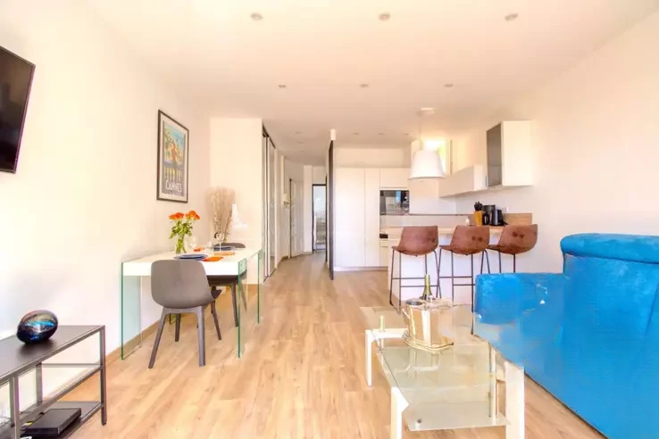 Квартира в Каннах, Франция, 45 м² - фото 1