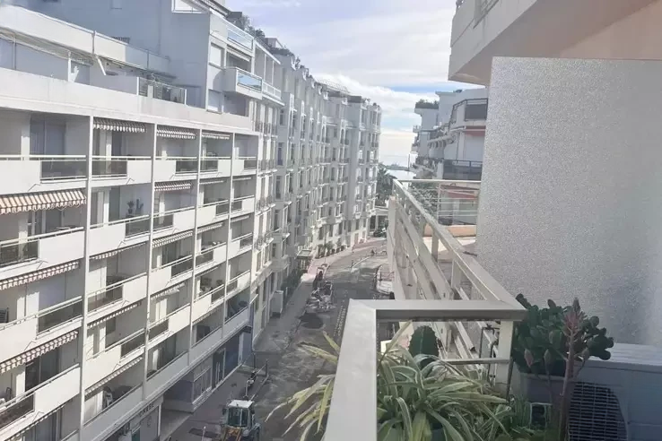 Квартира в Каннах, Франция, 48 м² - фото 1