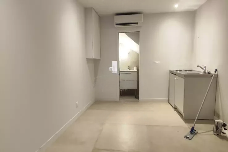 Квартира в Каннах, Франция, 12 м² - фото 1