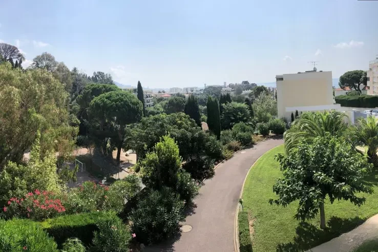 Квартира в Каннах, Франция, 67 м² - фото 1