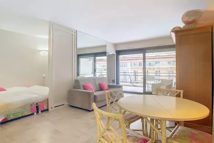Квартира в Каннах, Франция, 48 м² - фото 1
