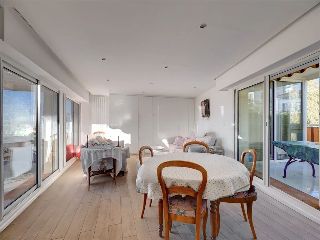 Квартира в Каннах, Франция, 95 м² - фото 2